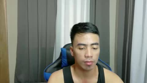 Snapshot of urguy_francis chatting on 02-15-25, 08:33 urguy_francis online show from 02-15-25, 08:33