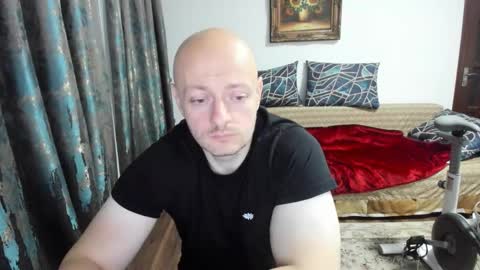 UrGymCrush online show from 10-07-25, 11:02