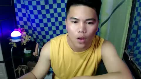 Juven online show from 04-22-26, 03:57
