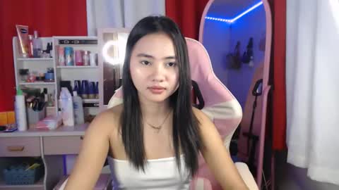 Snapshot of urhot_angelica chatting on 03-12-26, 02:23 Angelica online show from 03-12-26, 02:23