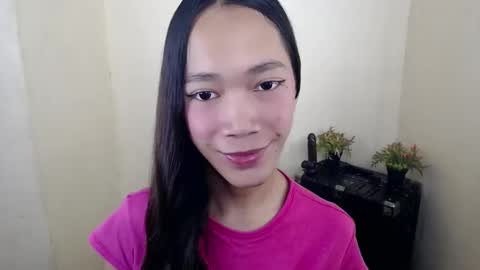 Snapshot of urhot_athena chatting on 10-04-25, 10:30 urhot_athena online show from 10-04-25, 10:30