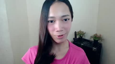 Snapshot of urhot_athena chatting on 10-06-25, 04:21 urhot_athena online show from 10-06-25, 04:21