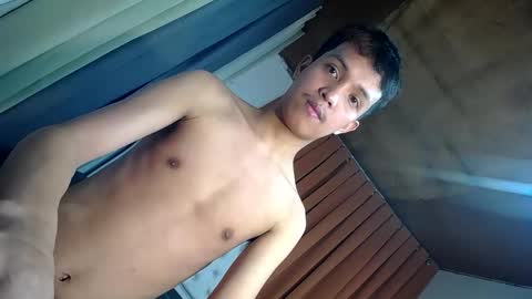 urhot_johny online show from 05-15-26, 12:45