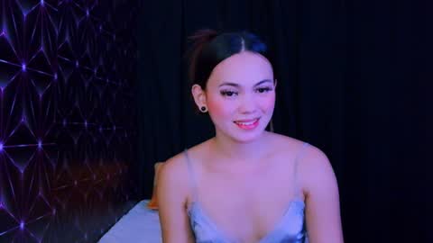 urhot_maxine online show from 07-17-26, 10:55