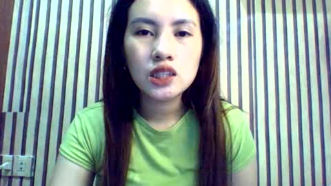 Snapshot of urhotasian4u chatting on 05-22-26, 05:36 Jhossa online show from 05-22-26, 05:36