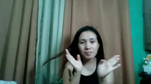 Snapshot of urhotasian4u chatting on 06-04-26, 01:06 Jhossa online show from 06-04-26, 01:06