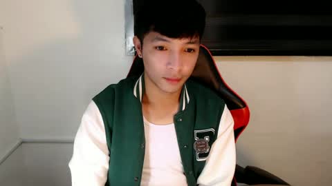 Snapshot of urhotethanxx chatting on 07-04-26, 05:41 Ethan online show from 07-04-26, 05:41