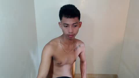Snapshot of urhotfuckingass chatting on 06-20-26, 12:58 richard online show from 06-20-26, 12:58