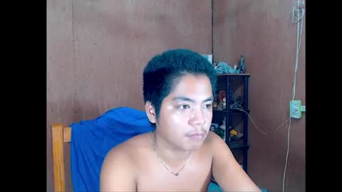 urhotgian online show from 06-17-26, 07:37