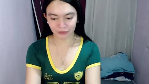 Snapshot of urhottiest_katey chatting on 06-23-26, 05:16 Katey online show from 06-23-26, 05:16