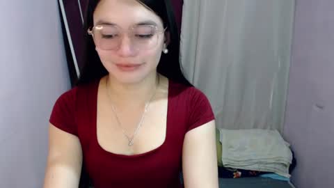 Snapshot of urhottiest_katey chatting on 07-17-26, 05:25 Katey online show from 07-17-26, 05:25