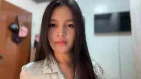 Amira online show from 09-26-25, 12:47