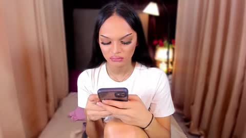 Snapshot of urladyprincessmassivecock chatting on 02-19-25, 02:23 jhaii online show from 02-19-25, 02:23