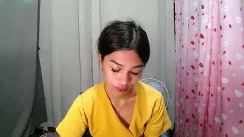 Snapshot of urloverjasmine_xx chatting on 05-14-26, 12:06 urloverjasmine_xx online show from 05-14-26, 12:06