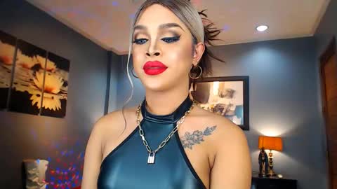 UrMajestyTyra online show from 01-18-25, 02:03