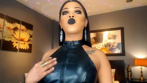 UrMajestyTyra online show from 03-17-26, 01:10