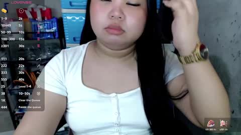 Snapshot of urpinayslutxxx chatting on 01-27-25, 02:31 Jane online show from 01-27-25, 02:31