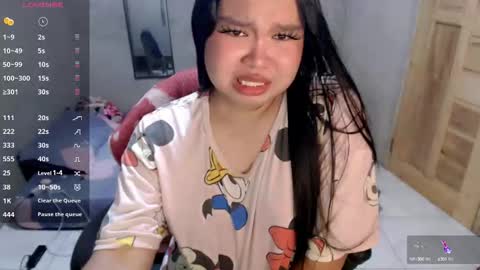 Snapshot of urpinayslutxxx chatting on 09-20-25, 12:44 Jane online show from 09-20-25, 12:44