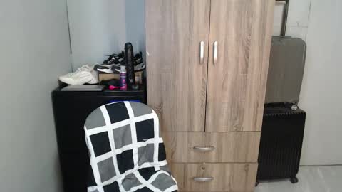 Mel online show from 10-27-25, 06:28