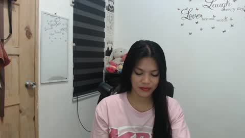 hi im kim online show from 01-27-25, 11:43