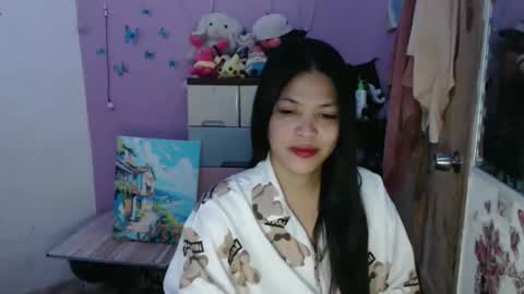 hi im kim online show from 04-15-26, 01:01