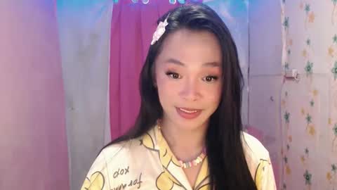 TYRA online show from 04-17-26, 04:32