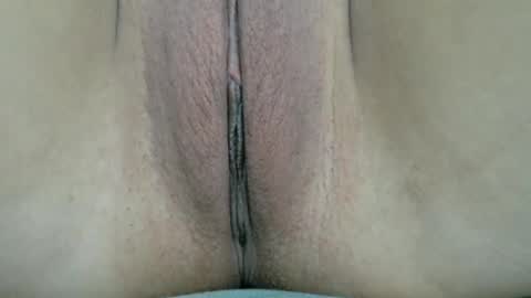 Snapshot of ursexy_pinay_skinny chatting on 11-25-25, 05:29 im jenny online show from 11-25-25, 05:29