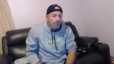 urslav75 online show from 11-01-25, 11:51