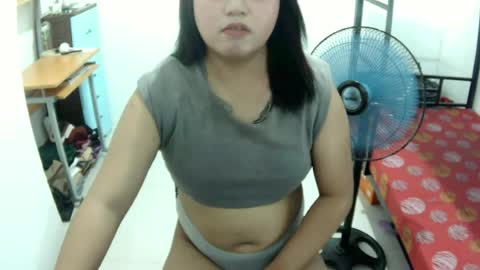 Snapshot of urslut_max chatting on 07-01-26, 11:01 maxie online show from 07-01-26, 11:01