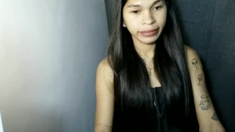 Snapshot of ursweet_zeviixx chatting on 06-20-26, 08:28 ursweet_zeviixx online show from 06-20-26, 08:28
