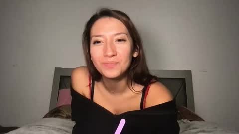 Lily online show from 10-11-25, 01:05