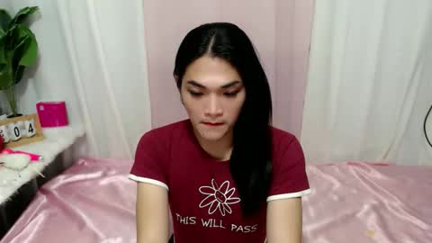 Sofia online show from 12-05-25, 01:03