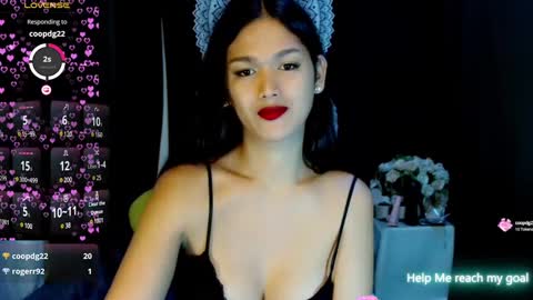 Snapshot of urthai_hotfilipinax chatting on 12-24-24, 12:00 angel online show from 12-24-24, 12:00