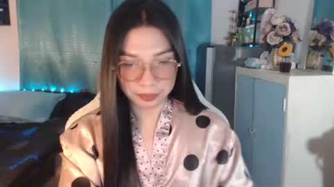 Ashley Kate Mateo Gray online show from 03-20-26, 10:20