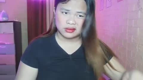 Snapshot of urwifematerial69_ chatting on 01-23-25, 09:50 Bella Miles Olivia online show from 01-23-25, 09:50