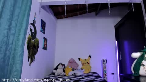    online show from 01-04-25, 04:23