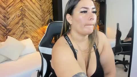 U R Z U R I online show from 04-28-26, 01:16