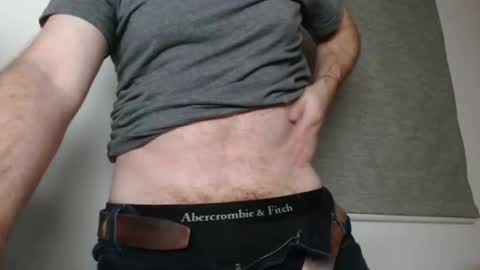 Snapshot of us5030 chatting on 10-26-25, 06:03 US5030 online show from 10-26-25, 06:03