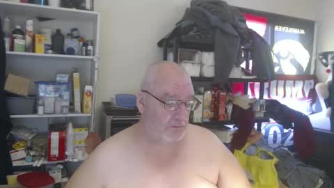 Eric online show from 12-19-24, 03:52