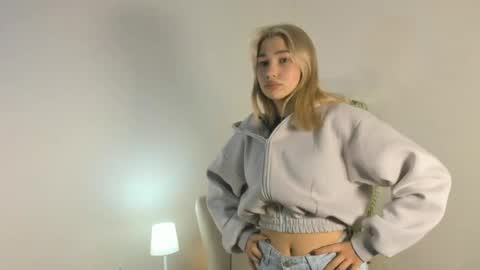 Victoria online show from 03-24-26, 03:11