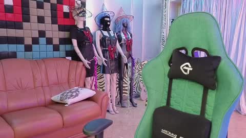 Leila online show from 12-06-24, 04:14