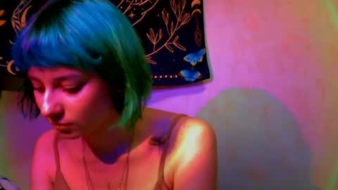 uwu_emmy online show from 06-16-26, 07:27