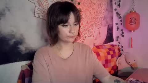 Snapshot of uwujudyosas chatting on 08-01-26, 10:52 Judy online show from 08-01-26, 10:52
