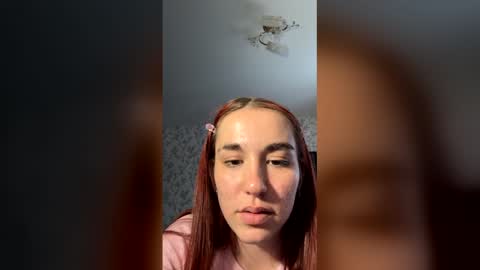 Snapshot of uwumrr chatting on 05-31-26, 03:52 uwumrr online show from 05-31-26, 03:52