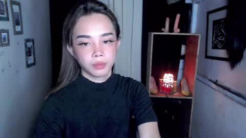 Snapshot of uxie_mew chatting on 09-22-25, 12:12 Ahn Chiyo online show from 09-22-25, 12:12