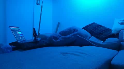 Rikki Stormgren online show from 10-28-25, 12:47