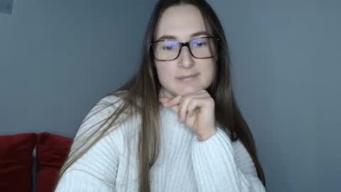 Snapshot of va_len_sea_ya chatting on 03-08-25, 06:37 Valensiya online show from 03-08-25, 06:37