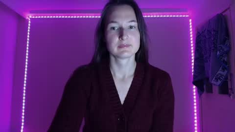 Snapshot of va_len_sea_ya chatting on 12-21-25, 08:27 Valensiya online show from 12-21-25, 08:27