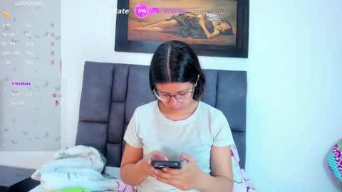 Vahiolet smith online show from 05-27-26, 03:03