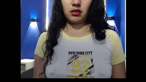 Vainilla online show from 10-22-25, 01:50